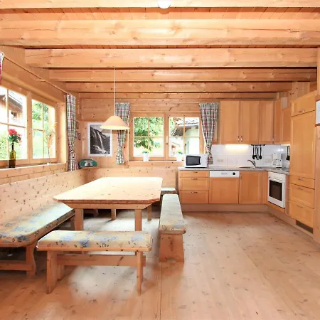 Alpendorf-1 Vakantiehuis Stumm