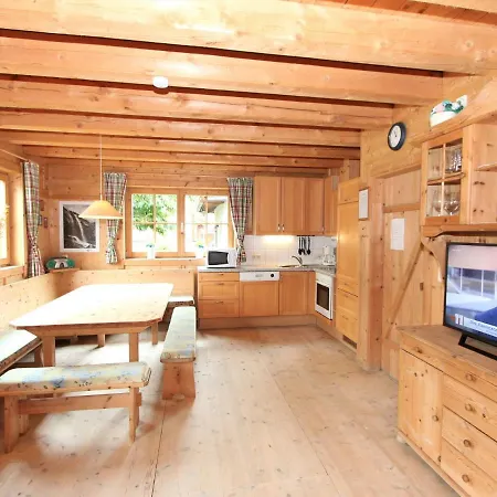 Alpendorf-1 Vakantiehuis *