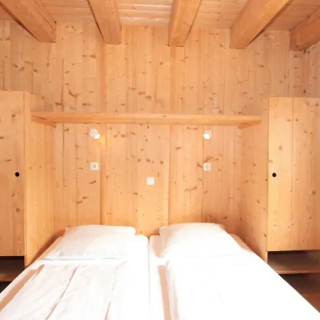 Alpendorf-1 Vakantiehuis