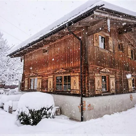 Alpendorf-1 Vakantiehuis Stumm