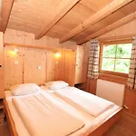 Alpendorf-1 Feriehus