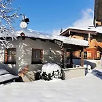 Alpendorf-1 Feriehus